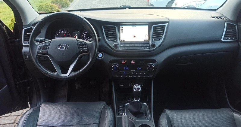 Hyundai Tucson cena 71900 przebieg: 77700, rok produkcji 2016 z Łask małe 596